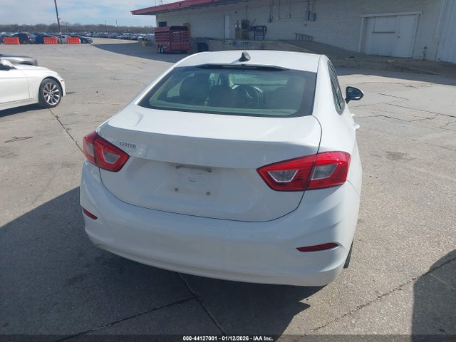 1G1BC5SM2J7140193 Chevrolet Cruze Ls Auto