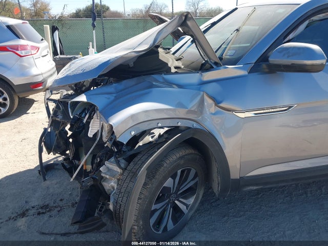 1V2DE2CA7RC220670 Volkswagen Atlas Cross Sport 2.0t Se