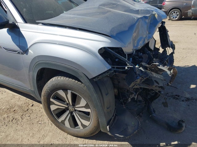 1V2DE2CA7RC220670 Volkswagen Atlas Cross Sport 2.0t Se
