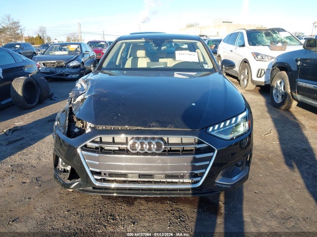 Aukcja sprzedaży 2023 Audi A4 Premium 40 Tfsi Quattro S Tronic, vin: WAUABAF42PN017312, numer aukcji: 44127064