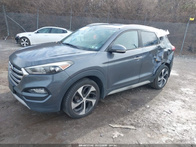 KM8J3CA29HU393039 Hyundai Tucson Limited