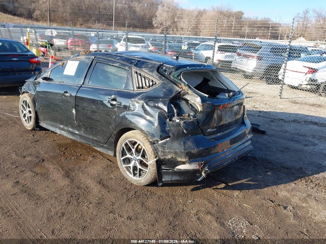 1FADP3K24GL328484 Ford FOCUS SE