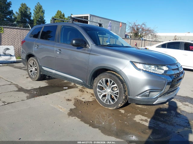 2018 MITSUBISHI OUTLANDER JA4AD2A39JZ009381 Photo 0