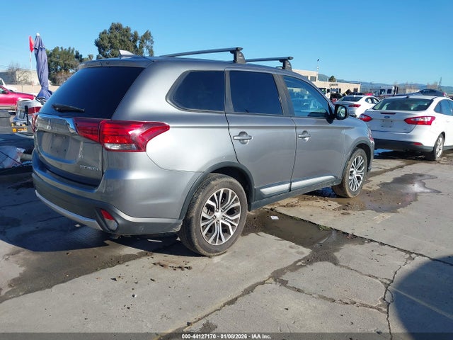 2018 MITSUBISHI OUTLANDER JA4AD2A39JZ009381 Photo 3