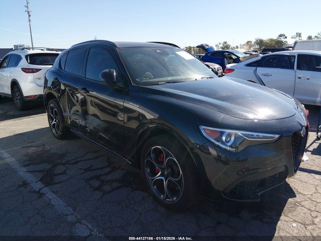 2023 ALFA ROMEO STELVIO ZASPAKBN1P7D63609