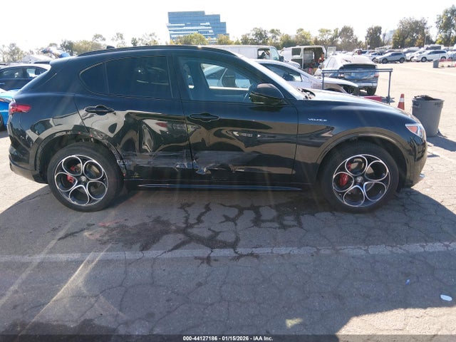 ZASPAKBN1P7D63609 Alfa Romeo Stelvio Veloce Awd
