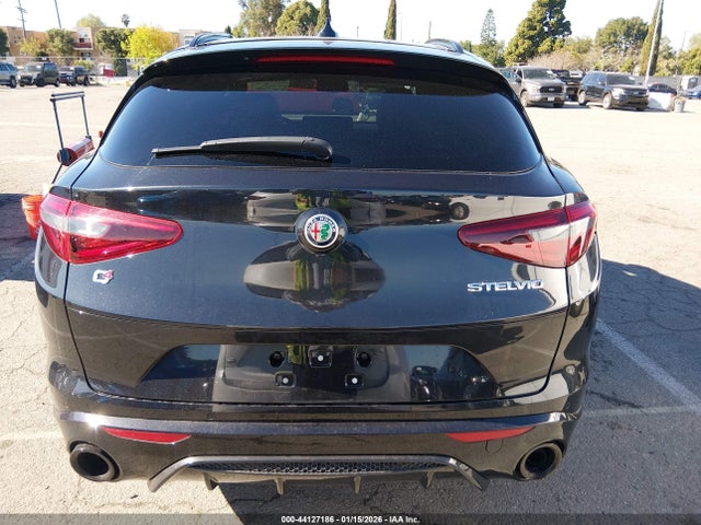 ZASPAKBN1P7D63609 Alfa Romeo Stelvio Veloce Awd