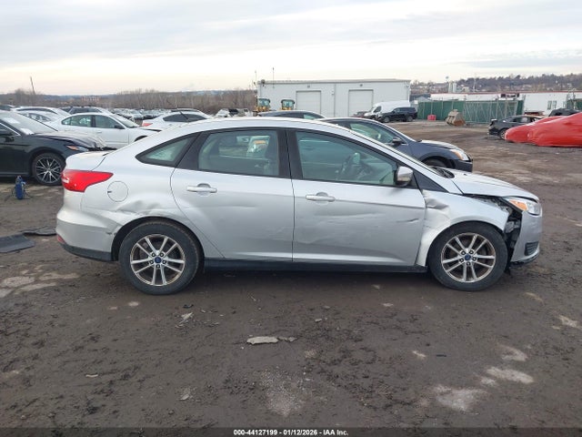1FADP3F23FL372274 Ford FOCUS SE