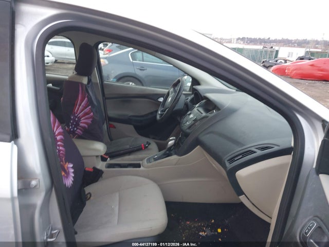2015 FORD FOCUS 1FADP3F23FL372274 Photo 4