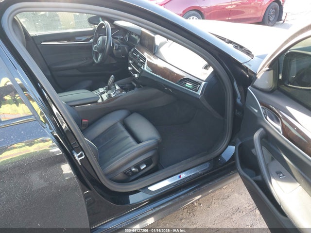 WBAJE7C51KWW07138 BMW 540i Xdrive