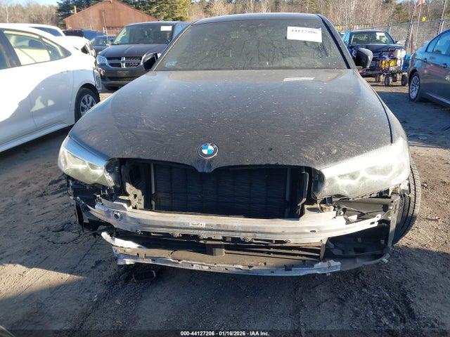 WBAJE7C51KWW07138 BMW 540i Xdrive