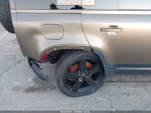 SALE1EEU7L2016919 Land Rover Defender 110 First Edition/110 Hse