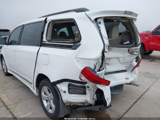 2019 TOYOTA SIENNA 5TDKZ3DCXKS012399 Photo 5