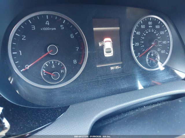 5XXG14J24MG040167 KIA K5 LXS