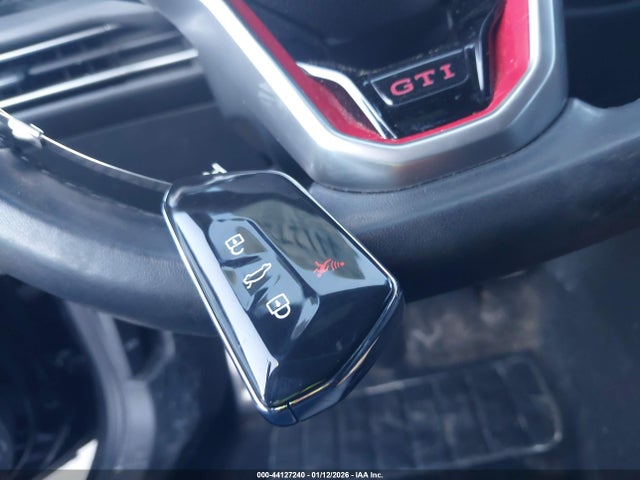 2022 VOLKSWAGEN GOLF GTI WVWH87CDXNW211858 Photo 10