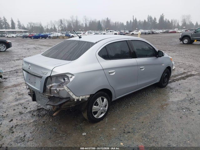 2017 MITSUBISHI MIRAGE G4 ML32F3FJ6HHF13930 Photo 3