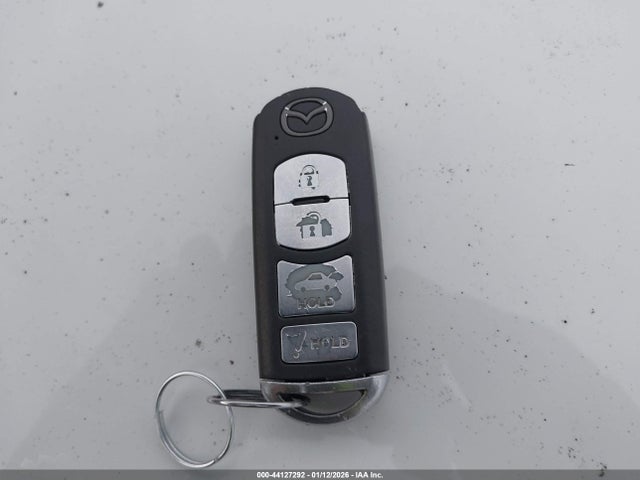 3MZBN1W34JM212395 Mazda Mazda3 Grand Touring