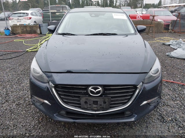 3MZBN1W34JM212395 Mazda Mazda3 Grand Touring