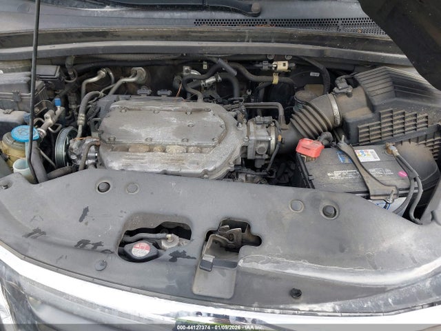 44127374 :رقم المزاد ، 5FNRL3H79AB114308 vin ، 2010 Honda Odyssey Exl مزاد بيع