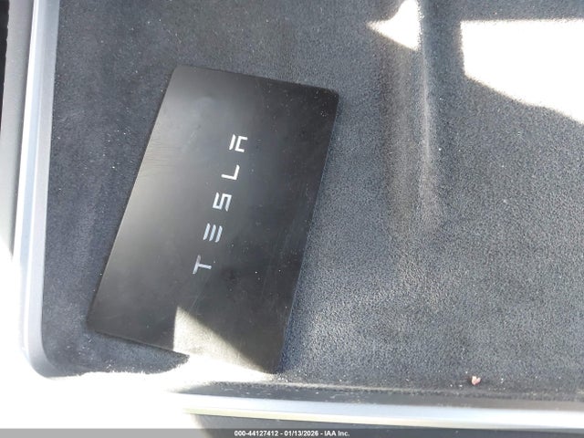 2026 TESLA MODEL Y 7SAYGDED2TA487418 Photo 10