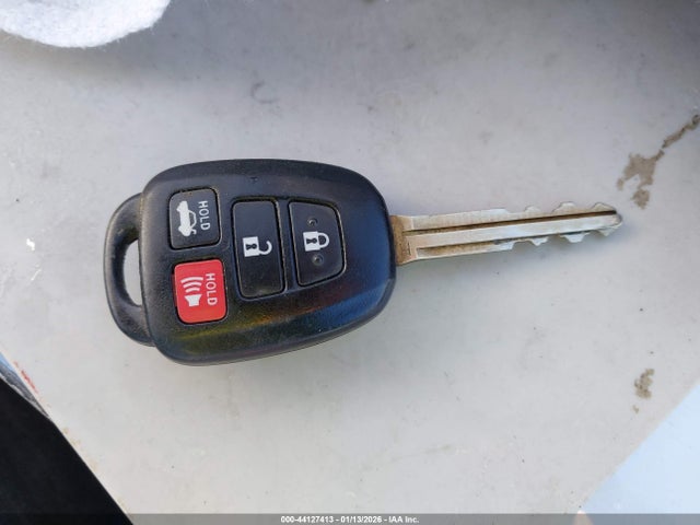 2T1BURHE0FC425184 Toyota Corolla L/le/le Pls/prm/s/s Pls