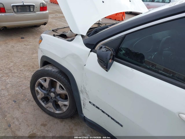 2018 JEEP COMPASS 3C4NJCCB1JT494228 Photo 5