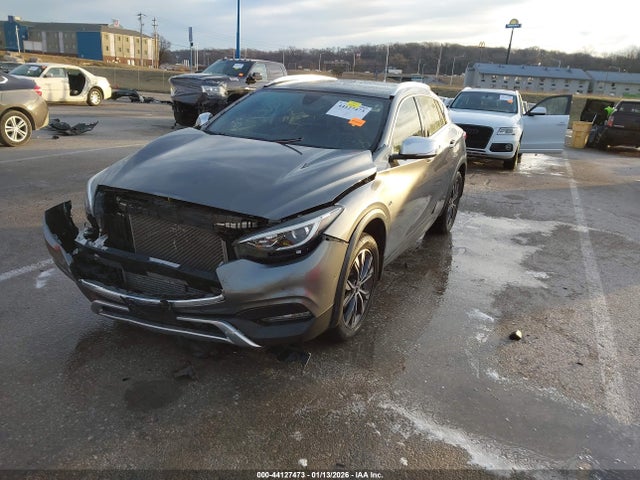 2017 Infiniti Qx30 Luxury/premium/sport მანქანა იყიდება აუქციონზე, vin: SJKCH5CR6HA035397, აუქციონის ნომერი: 44127473