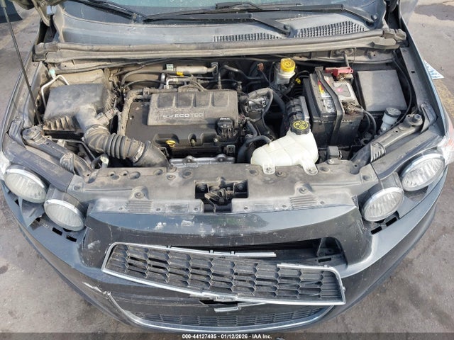1G1JC5SB9F4214521 Chevrolet SONIC LT