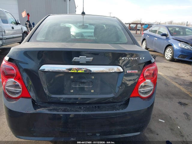 1G1JC5SB9F4214521 Chevrolet SONIC LT