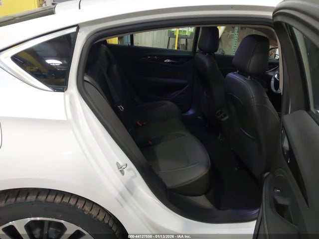 W04GN6SX4K1077636 Buick Regal Preferred Ii