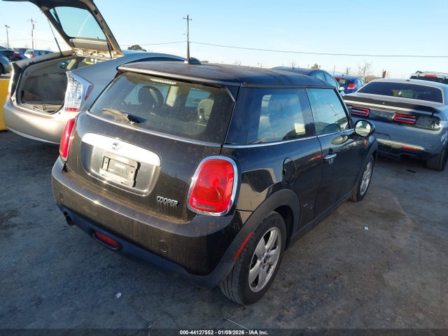 2014 MINI COOPER WMWXM5C59ET934166 Photo 3