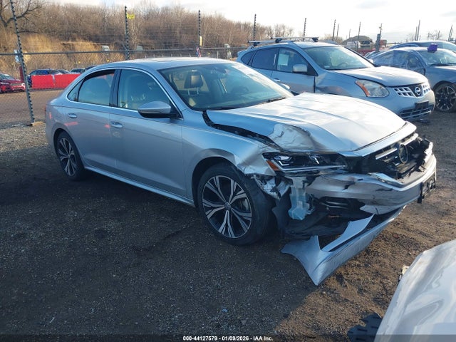 2021 VOLKSWAGEN PASSAT 1VWSA7A33MC012619