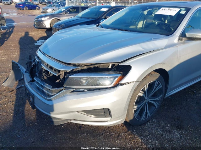 2021 VOLKSWAGEN PASSAT 1VWSA7A33MC012619 Photo 5