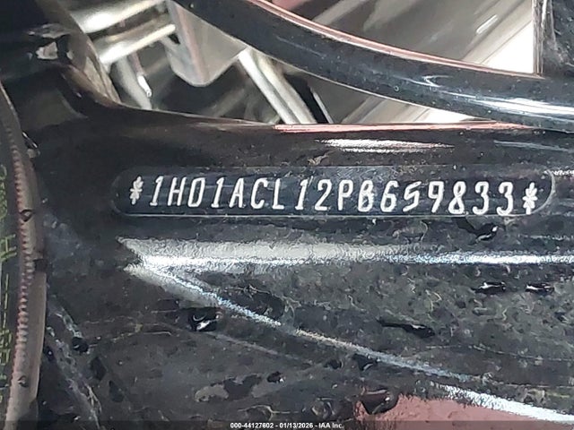 2023 HARLEY-DAVIDSON FLTRXST 1HD1ACL12PB659833 Photo 9
