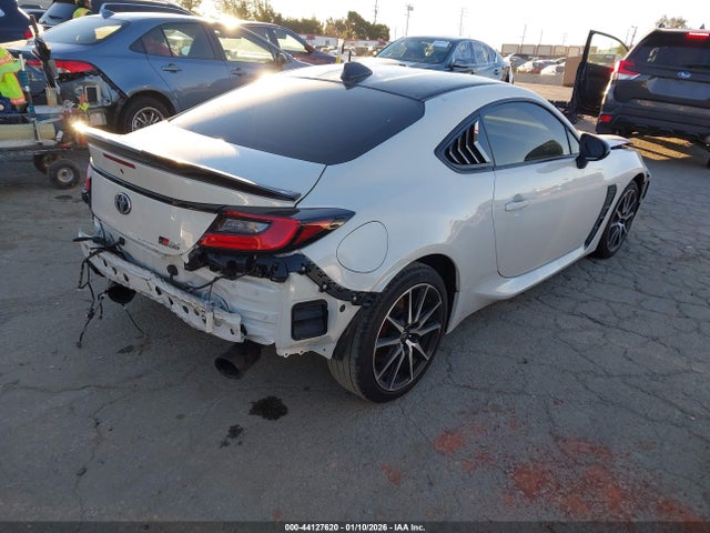 2024 TOYOTA GR86 JF1ZNBB15R8759290 Photo 3