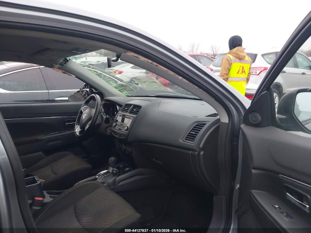 2016 MITSUBISHI OUTLANDER SPORT JA4AP3AU0GZ024852 Photo 4