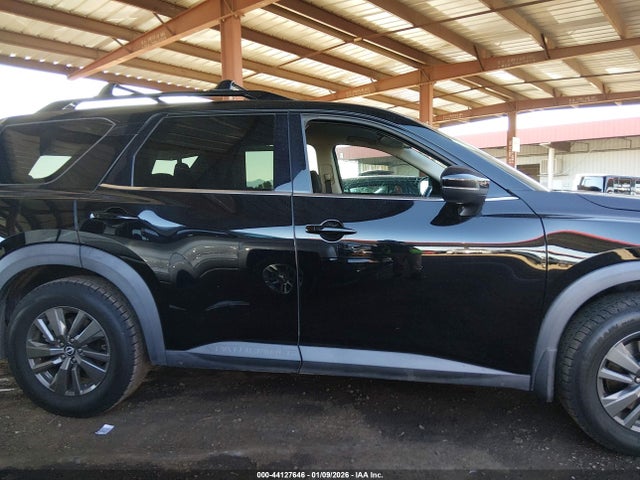 5N1DR3BA5NC232464 Nissan Pathfinder Sv 2wd