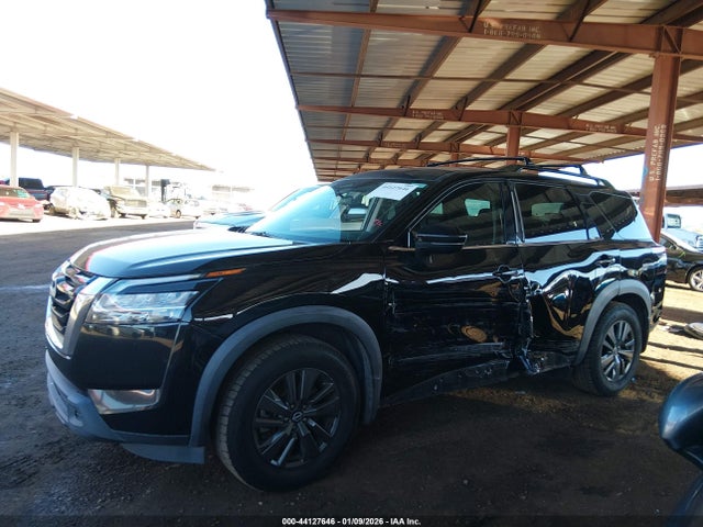 5N1DR3BA5NC232464 Nissan Pathfinder Sv 2wd
