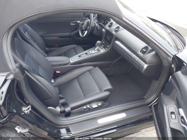 2017 PORSCHE 718 BOXSTER WP0CB2A88HS240789 Photo 4