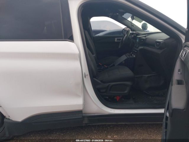 2023 FORD EXPLORER 1FM5K8AB6PGB12913 Photo 4