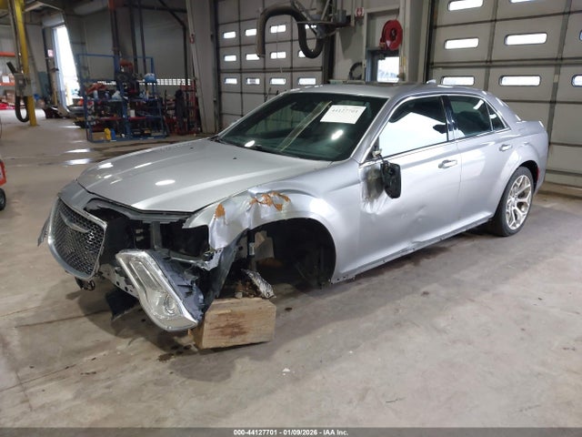 Chrysler 300c Platinum 2016 2C3CCAPG2GH142082 Image 2