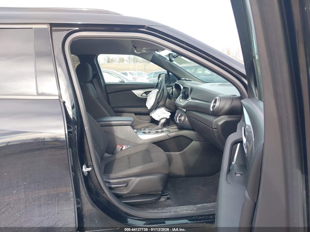 2020 CHEVROLET BLAZER 3GNKBCRS0LS714790 Photo 4