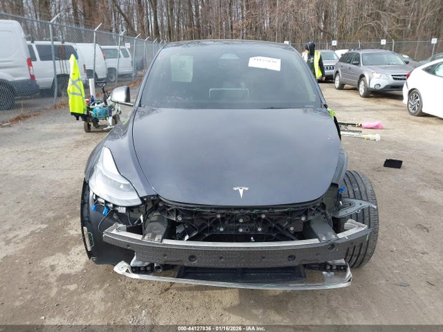 7SAYGDEE6RA271413 Tesla Model Y Long Range Dual Motor All-wheel Drive