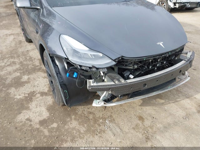 7SAYGDEE6RA271413 Tesla Model Y Long Range Dual Motor All-wheel Drive