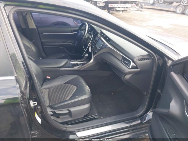 2018 TOYOTA CAMRY 4T1B11HK4JU613276 Photo 4
