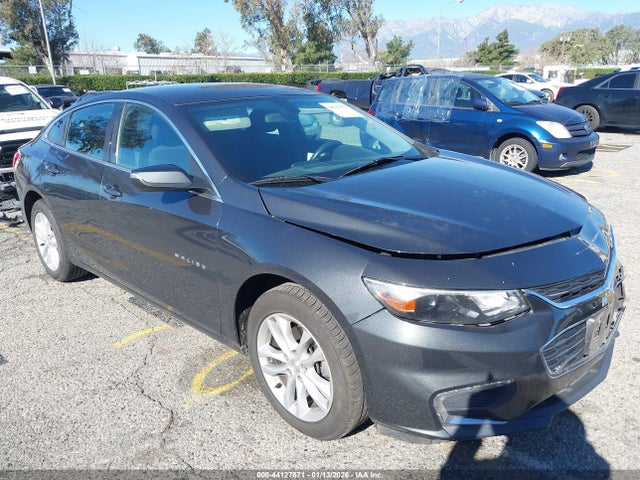 Chevrolet MALIBU LT 2018 1G1ZD5ST5JF255587 main image