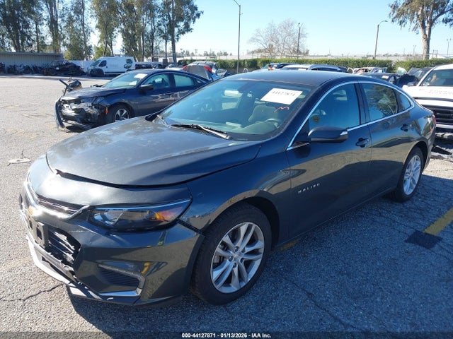 Chevrolet MALIBU LT 2018 1G1ZD5ST5JF255587 Image 2