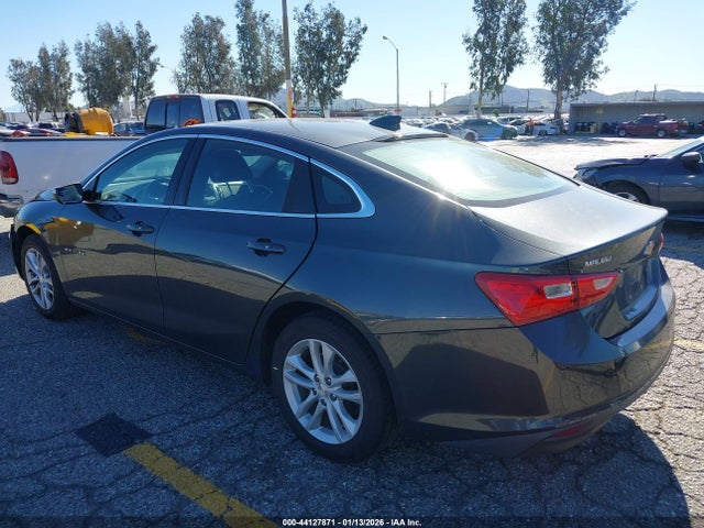 Chevrolet MALIBU LT 2018 1G1ZD5ST5JF255587 Image 3