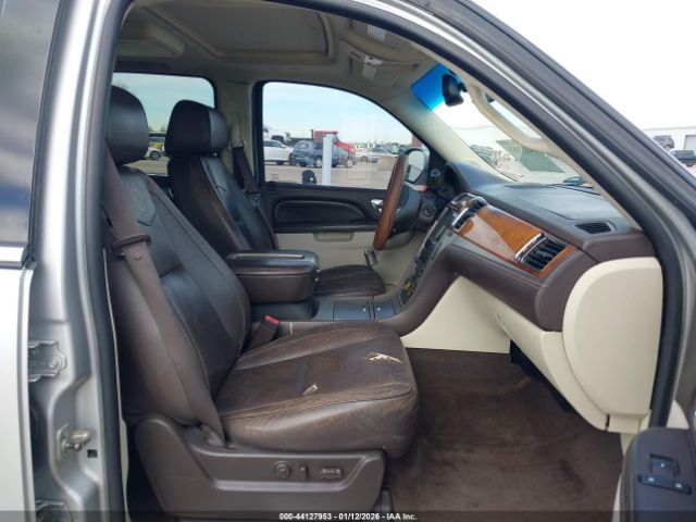 2011 CADILLAC ESCALADE 1GYS4KEF4BR208249 Photo 4