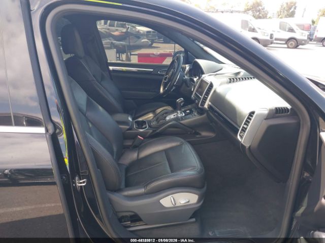 2016 PORSCHE CAYENNE WP1AA2A22GLA10307 Photo 4
